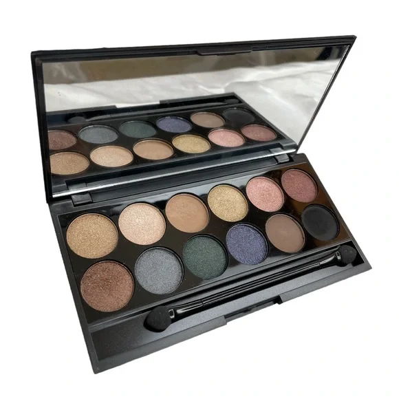 Sleek Makeup i-Divine Storm Palette - Picture 2 of 3